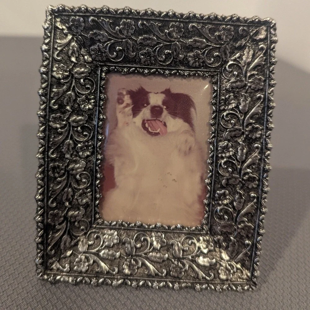 N/A vintage ornate